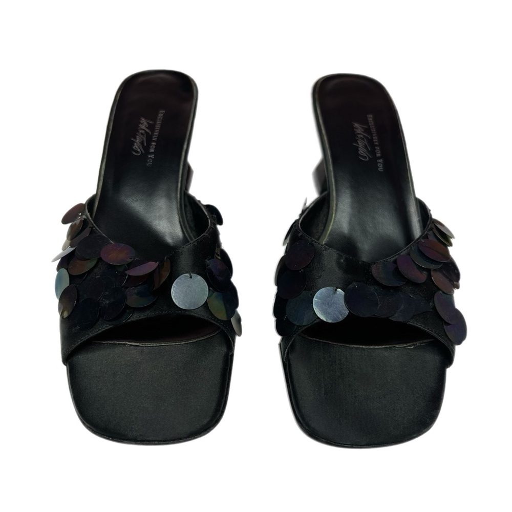 (SOLD) Vintage Lord & Taylor kitten heels
